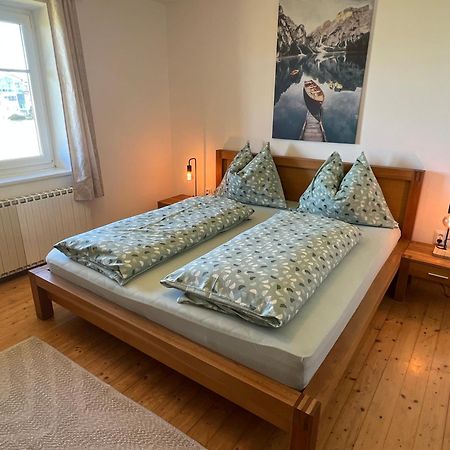 Traumhaft Grosse Ferienwohnung Naehe Attersee Sankt Georgen im Attergau Exterior foto