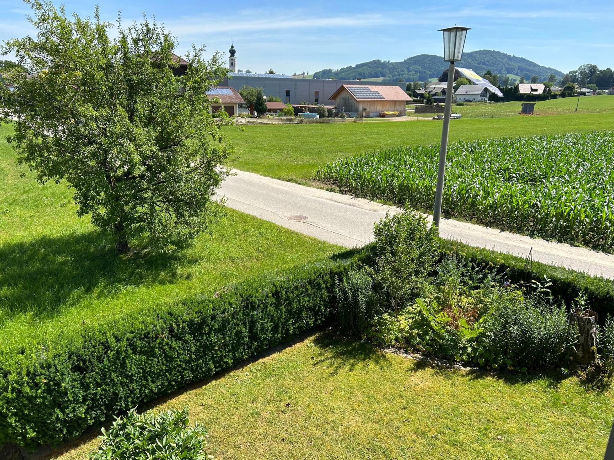 Traumhaft Grosse Ferienwohnung Naehe Attersee Sankt Georgen im Attergau Exterior foto