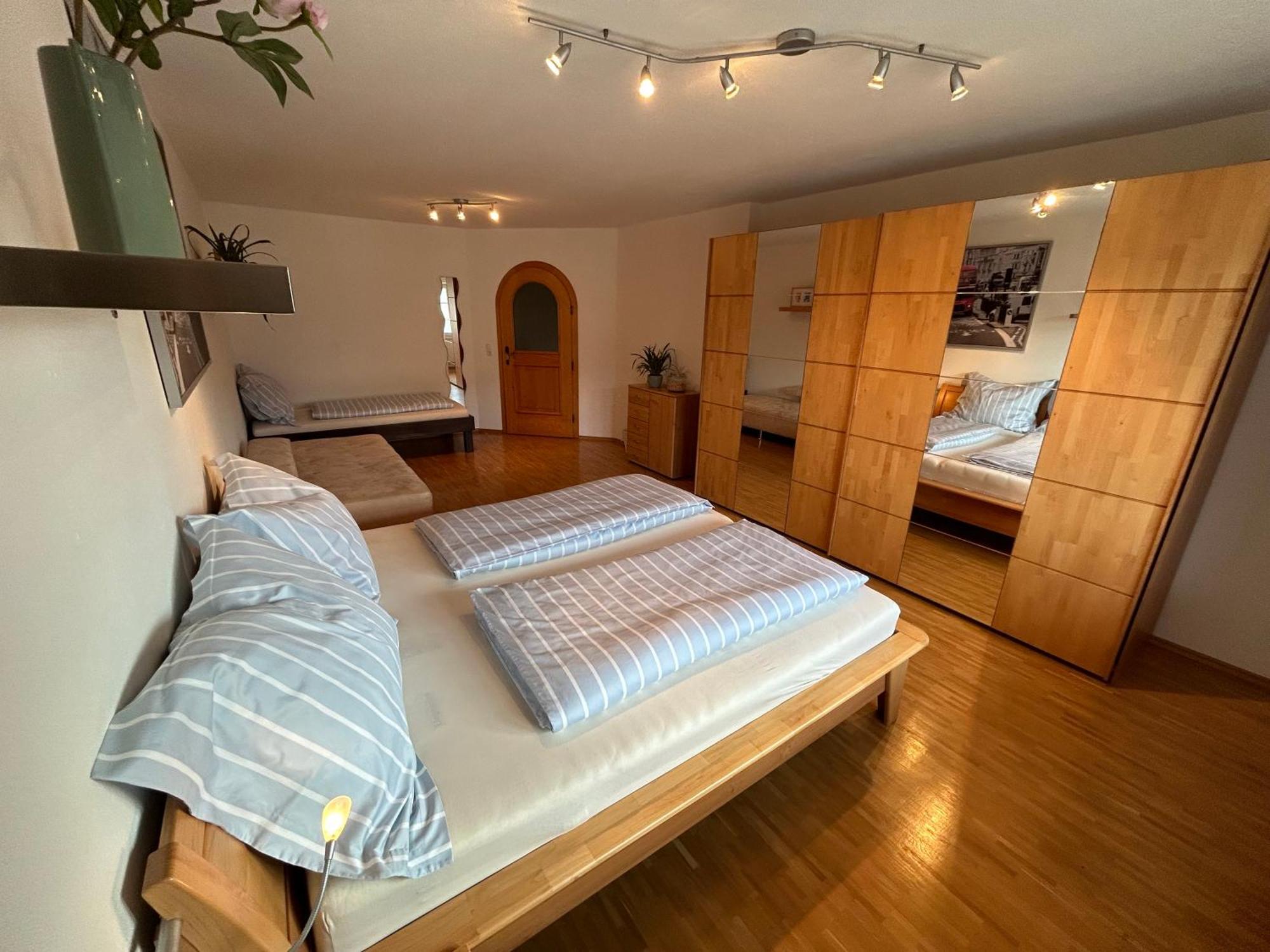 Traumhaft Grosse Ferienwohnung Naehe Attersee Sankt Georgen im Attergau Exterior foto